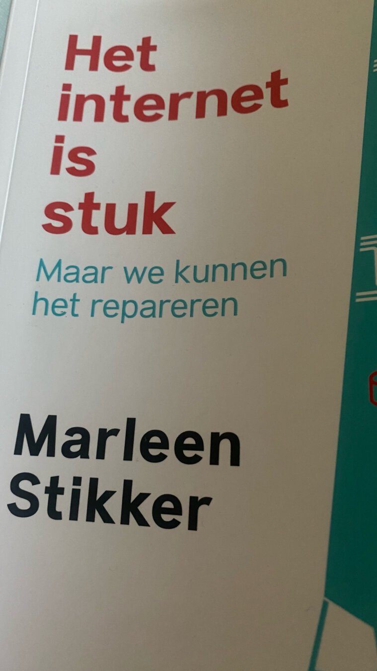 Cover van het boek Het Internet is Stuk