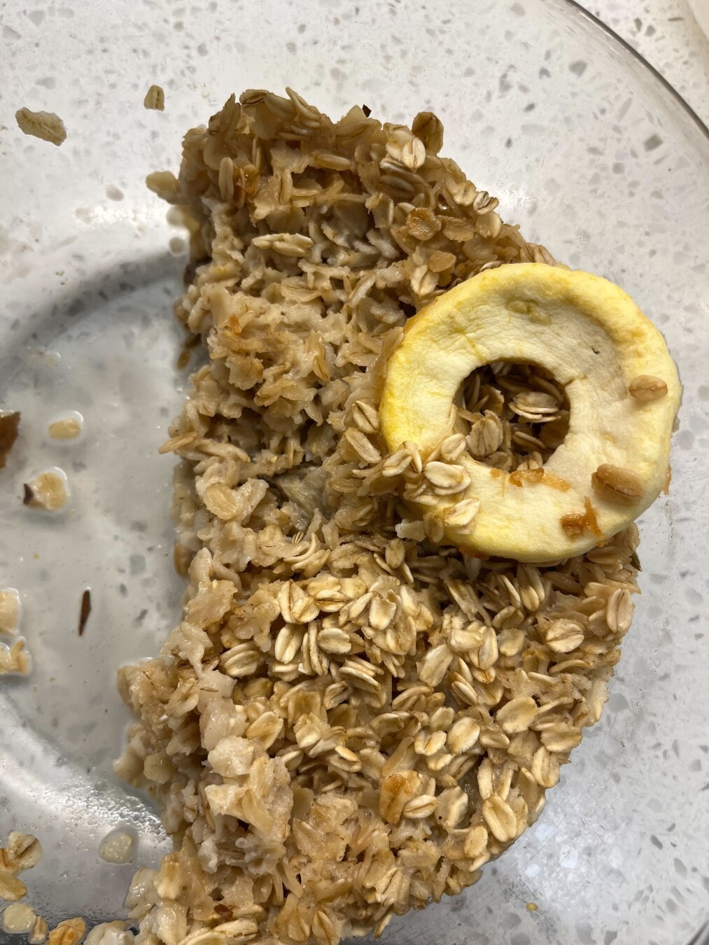 Same here, half an bowl of oatmeal. Looks like a face with just one eye.