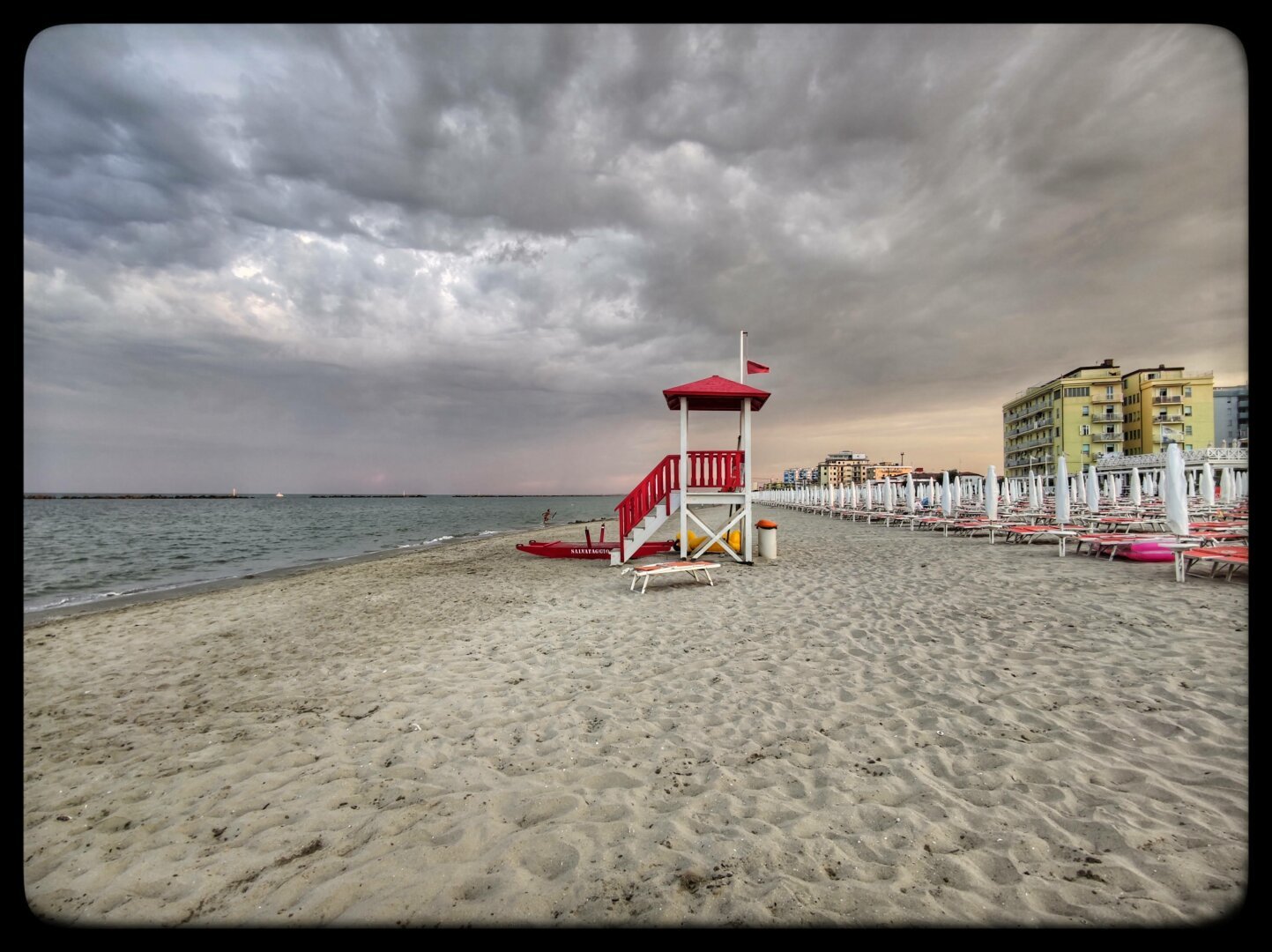 Lifeguard station (second shot)