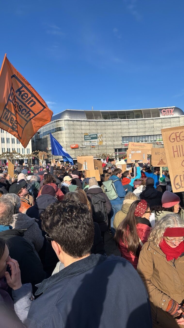 Many people at a demonstration against the CDU and AfD parties in Kassel, Germany
