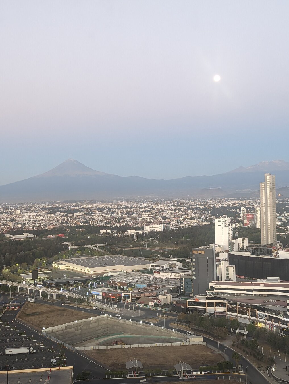 Puebla, MX with the setting full moom