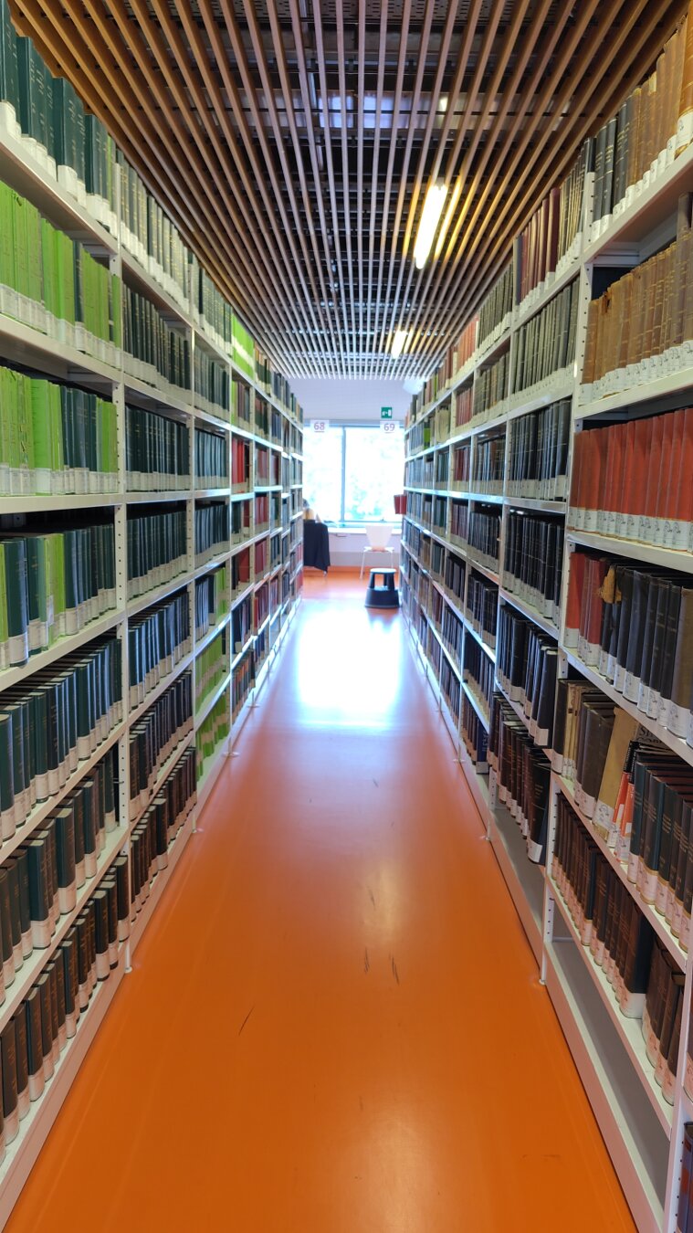 Library Norberto Bobbio