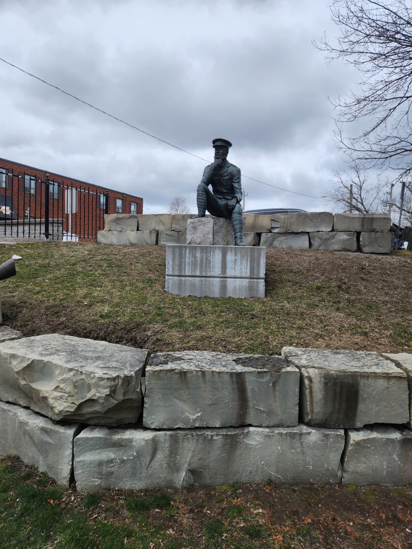 Statue of Sam Sharpe.  WW 1 veteran and MP.