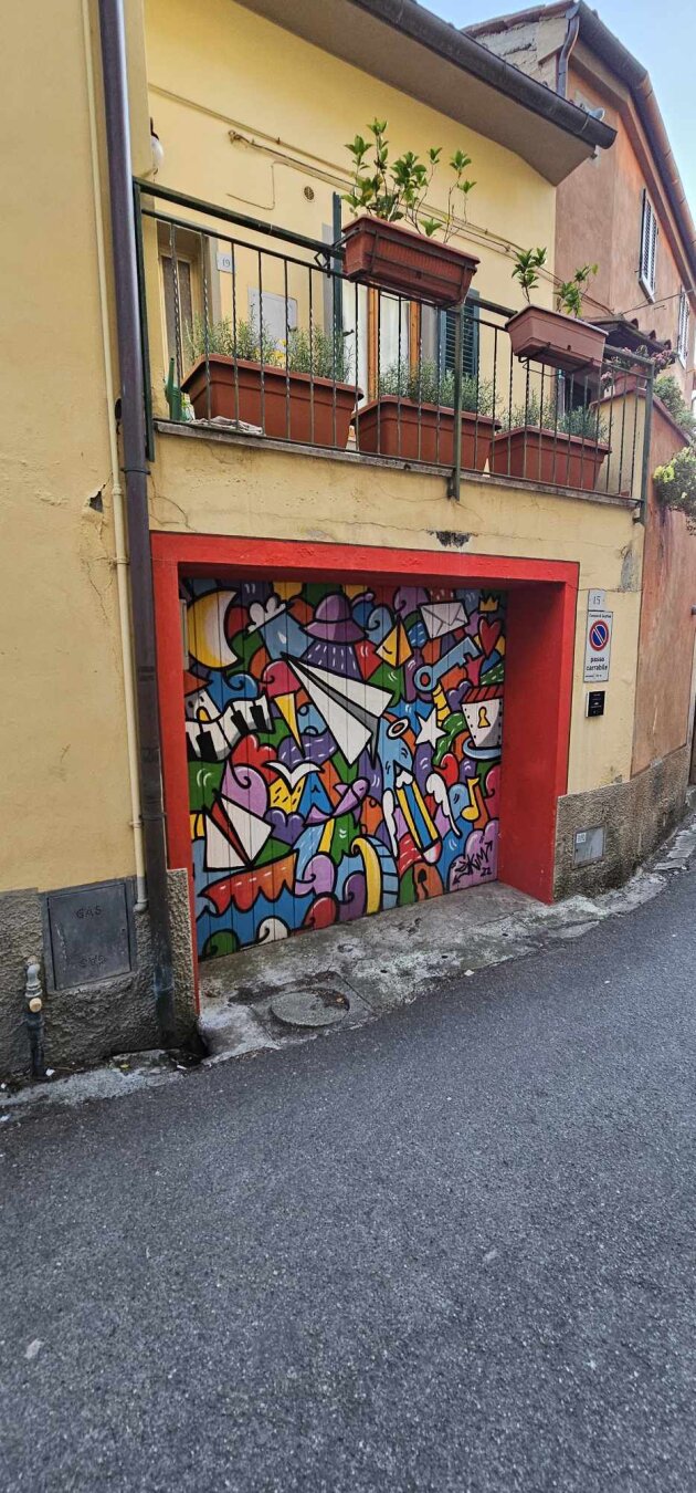 Dozens of street art finds from walks around Lajatico in the Italian region Tuscany. Photo by Marek Nogieć