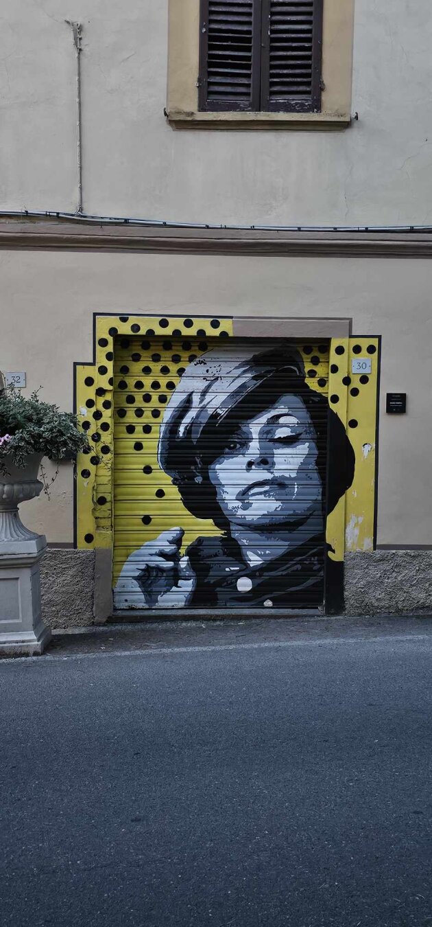 Dozens of street art finds from walks around Lajatico in the Italian region Tuscany. Photo by Marek Nogieć