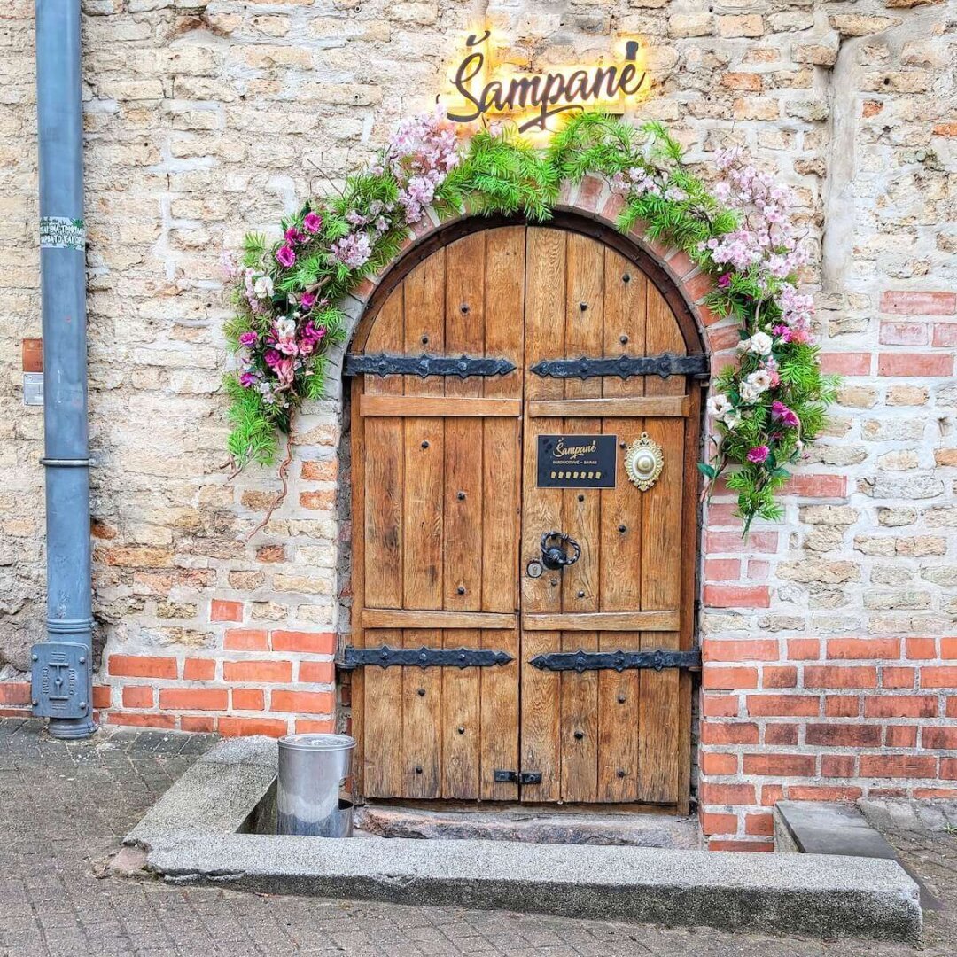 Open the Door of the Week - Theme = Lithuanian Doors, Vilnius Edition