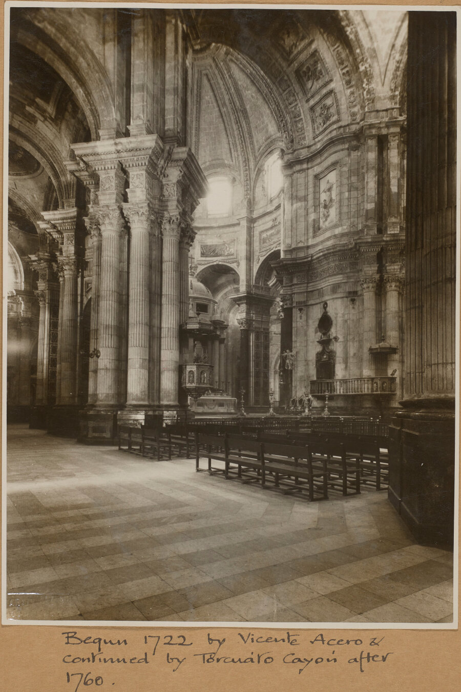 Interior de la catedral.