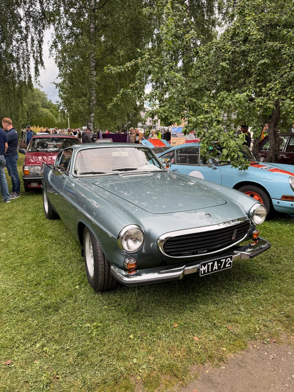 Volvo P1800
