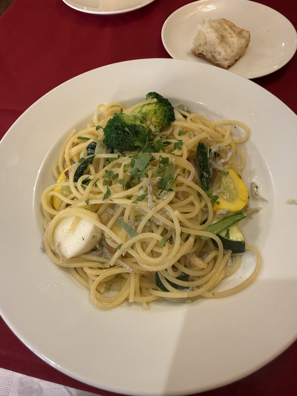 shirasu (whitebait) oil spaghetti.