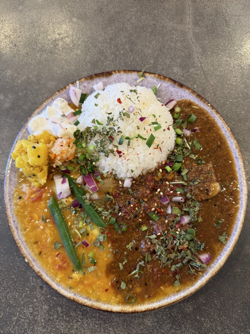 Shrimp Vindaloo with Seasonal Vegetables and Garlic Curry