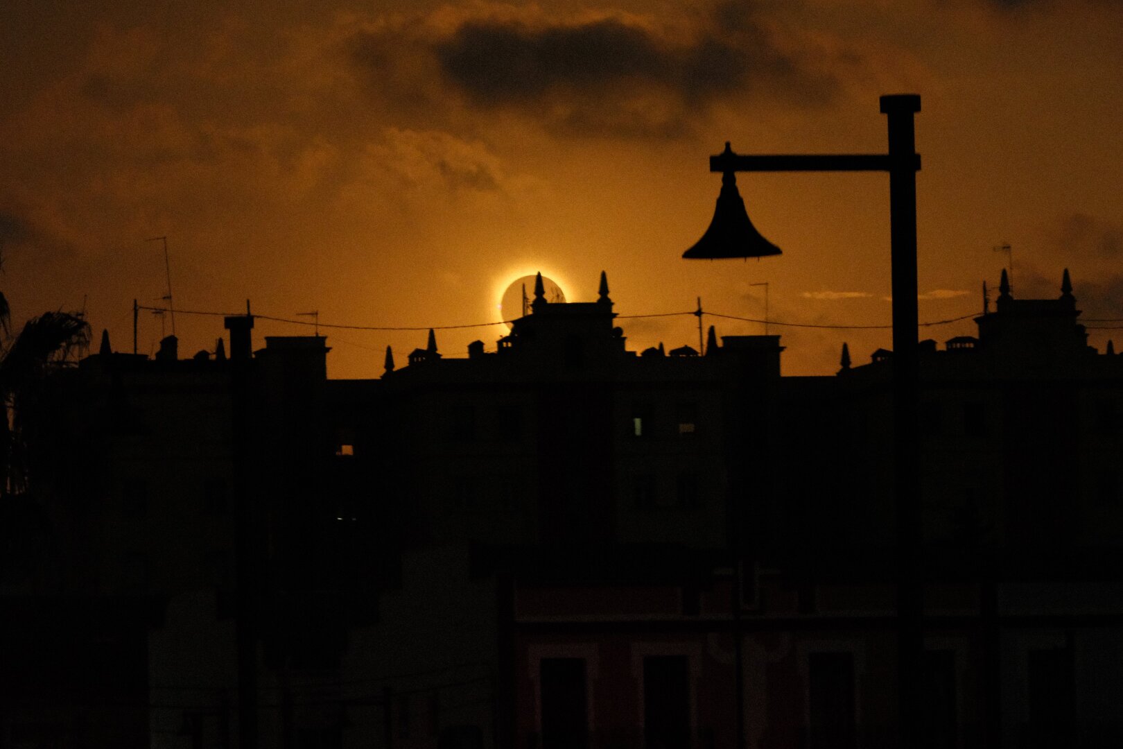 Total solar eclipse