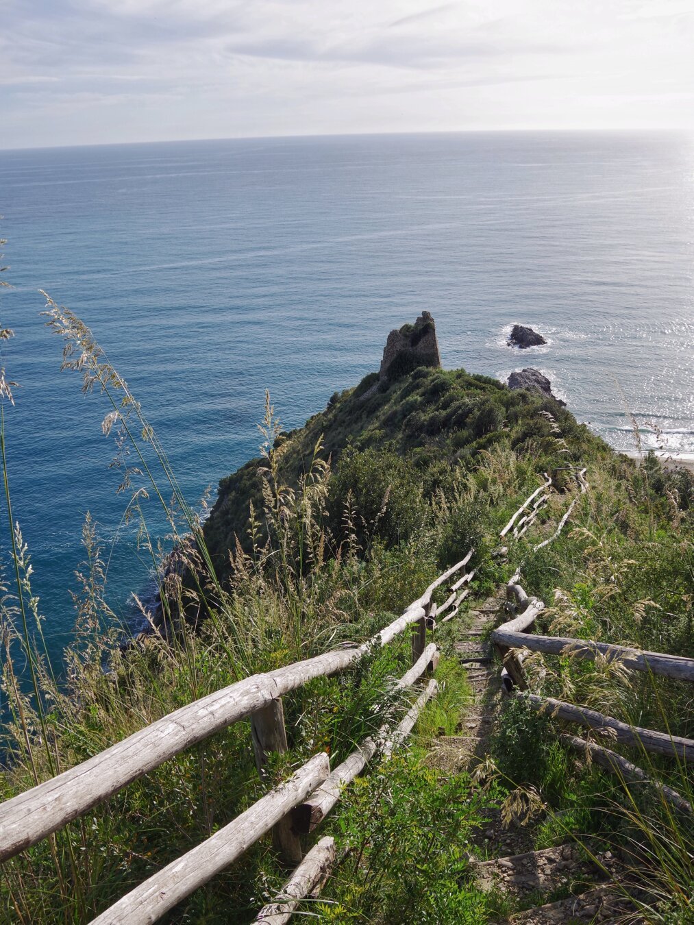 The last section of the Sentiero degli Innamorati (Lovers' Path) leads to the Torre delle Telegrafo (Telegraph Tower) on the Tyrrhenian Sea.