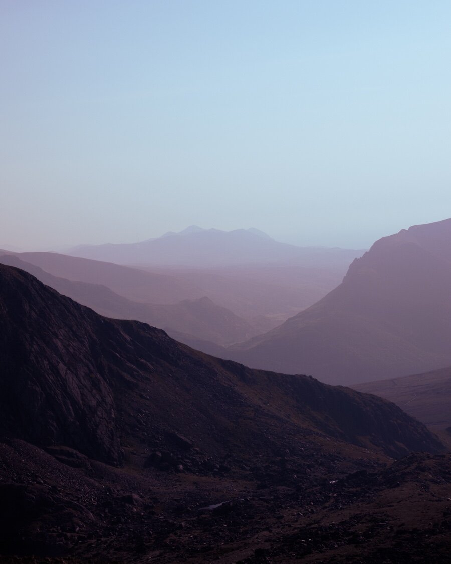 Vue sur les montagnes du parc national de Snowdonia au Pays de Galles jo