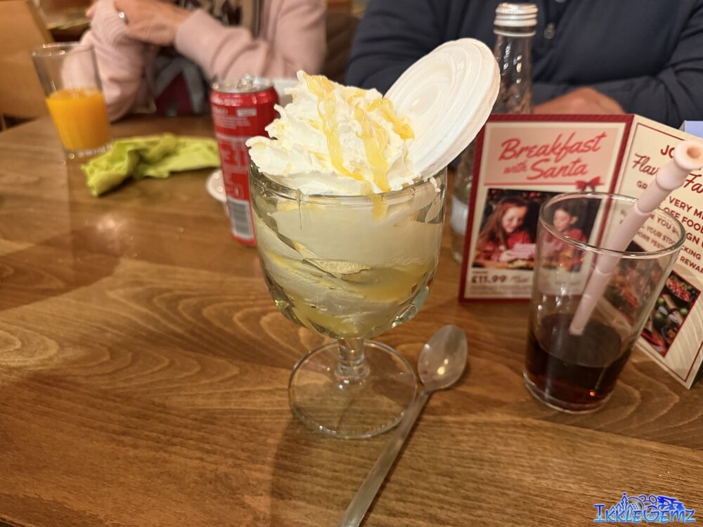 Lemon Blizzard (Zingy Sicilian lemon sauce, crunchy meringue pieces topped with fluffy cream and a meringue shell)