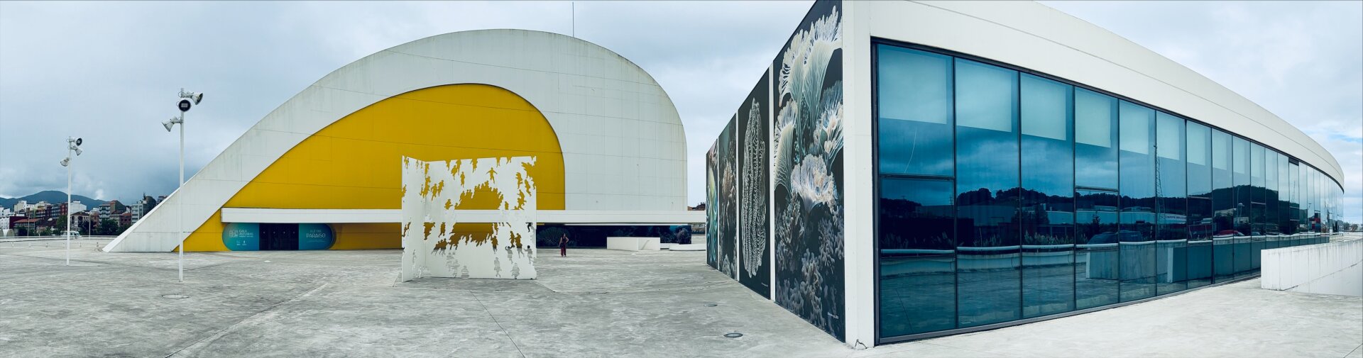 Avilès, Centro Oskar Niemeyer