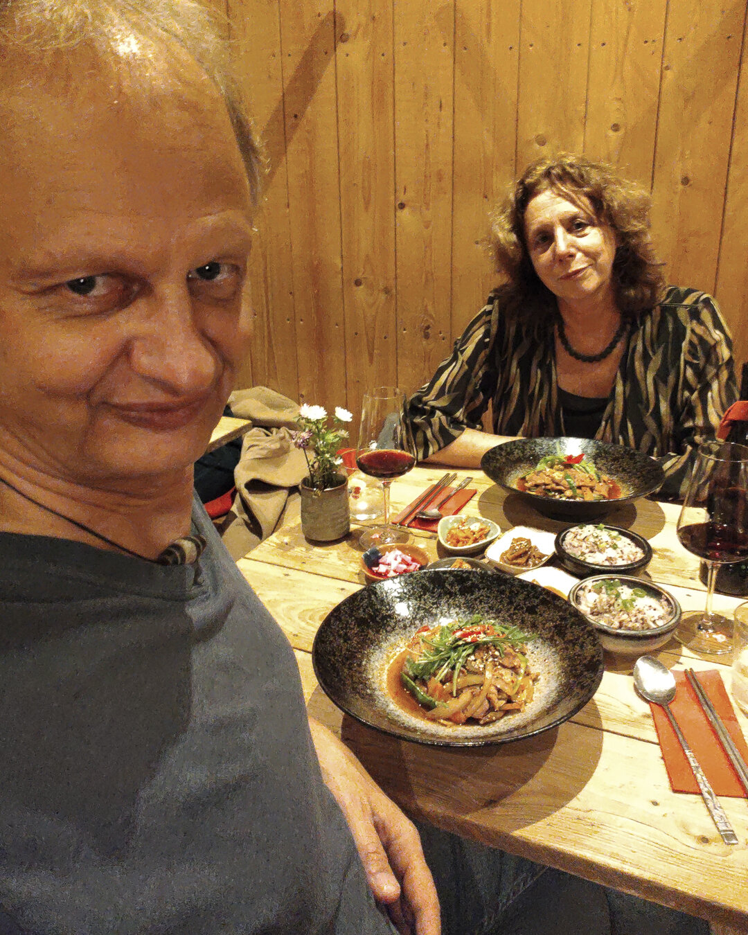 Jutta und Michael bei einem kroeanischen Essen