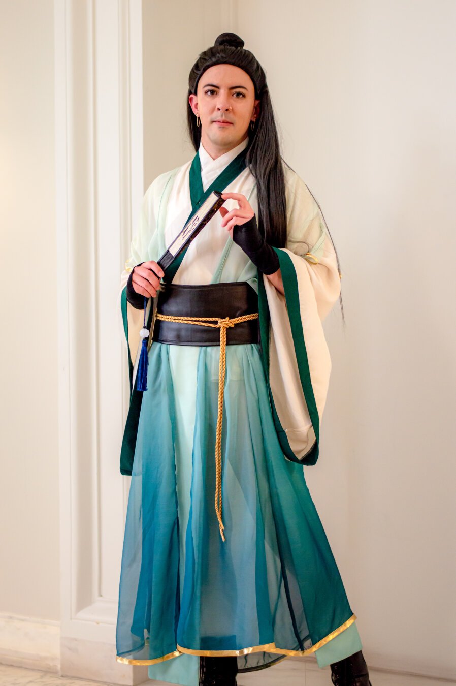 Photo of a myself in Shen Qingqiu cosplay