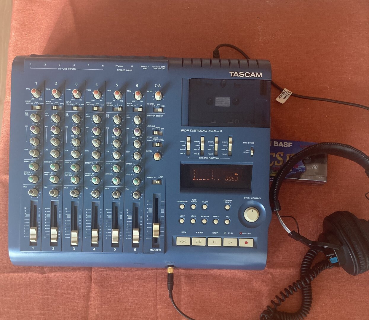 Tascam Portastudio 424 MK III