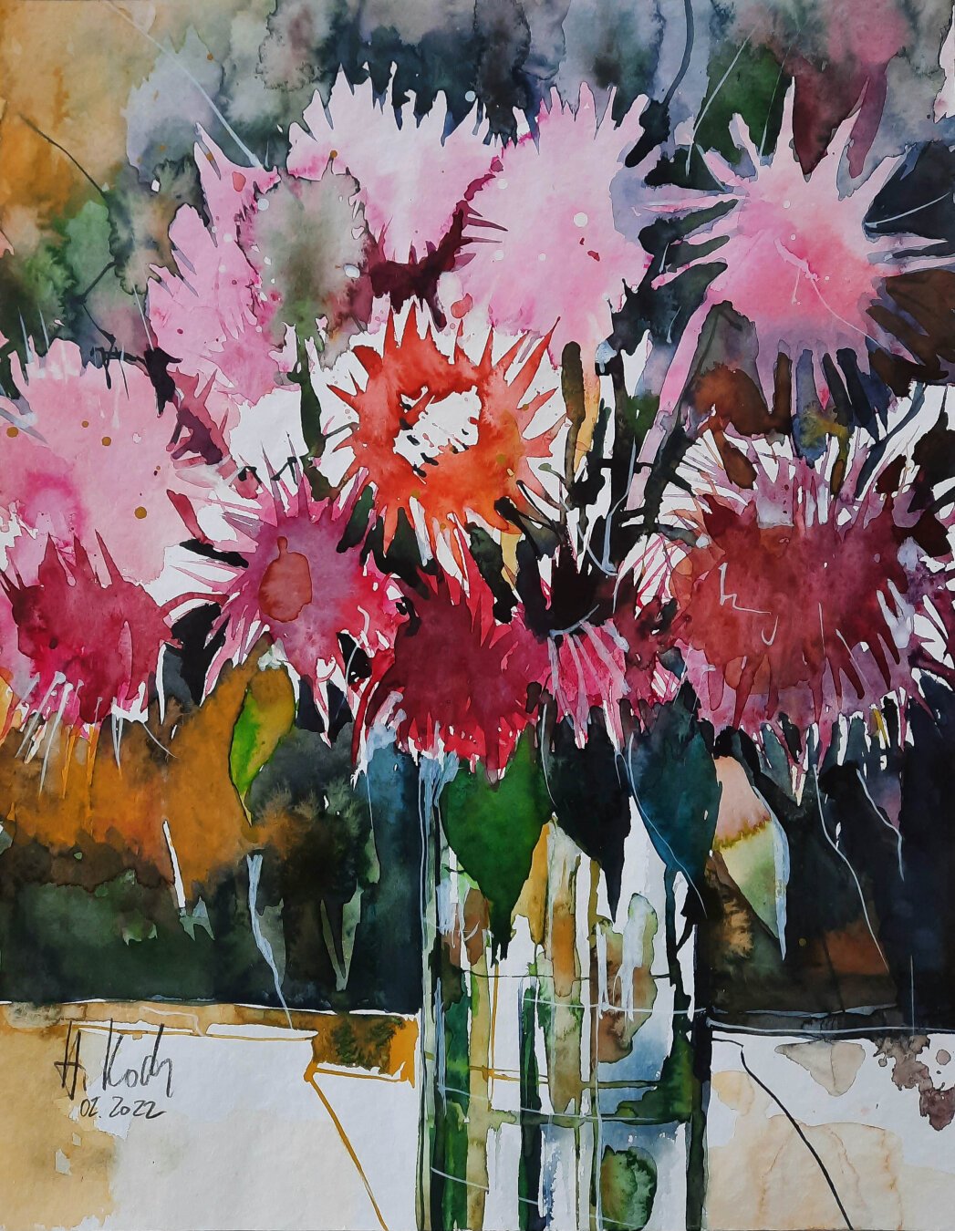 A watercolor painting of a vase full of slightly abstracted pink and red toned flowers with cuspidal petals. The background painted in dark ochre, indigo and green tones.

German: Ein Aquarell einer Vase voller leicht abstrahierter rosa und roter Blumen mit spitz zulaufenden Blütenblättern. Der Hintergrund ist in dunklen Ocker-, Indigo- und Grüntönen gehalten.