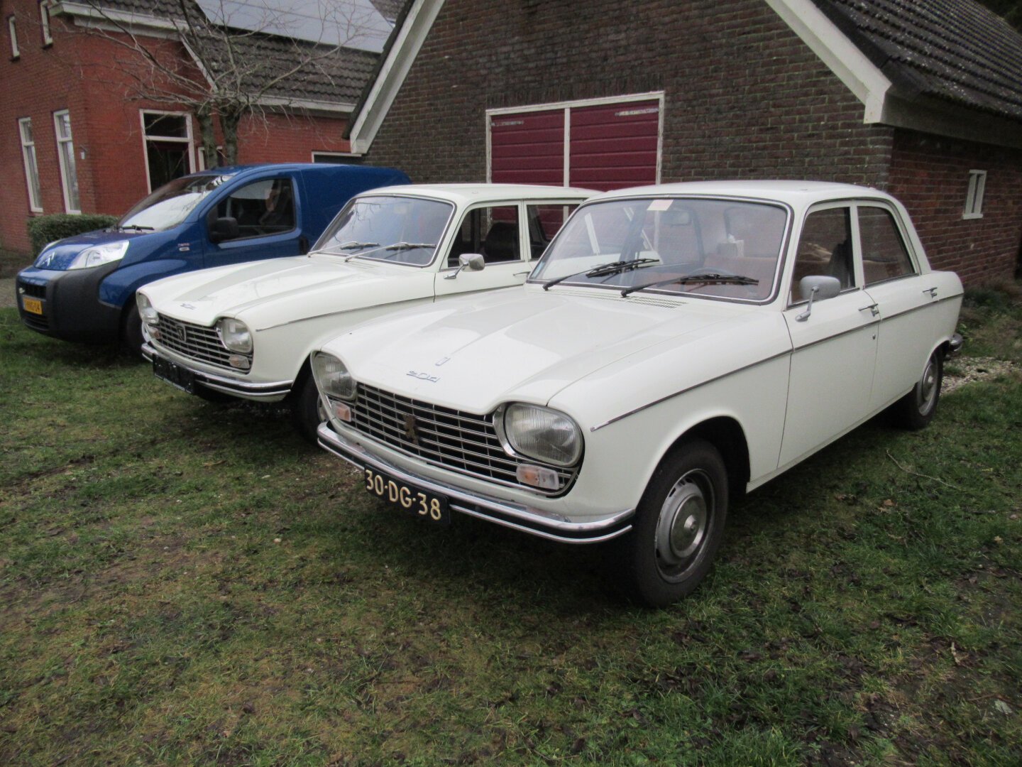 Peugeot 204 & Peugeot 204 Break