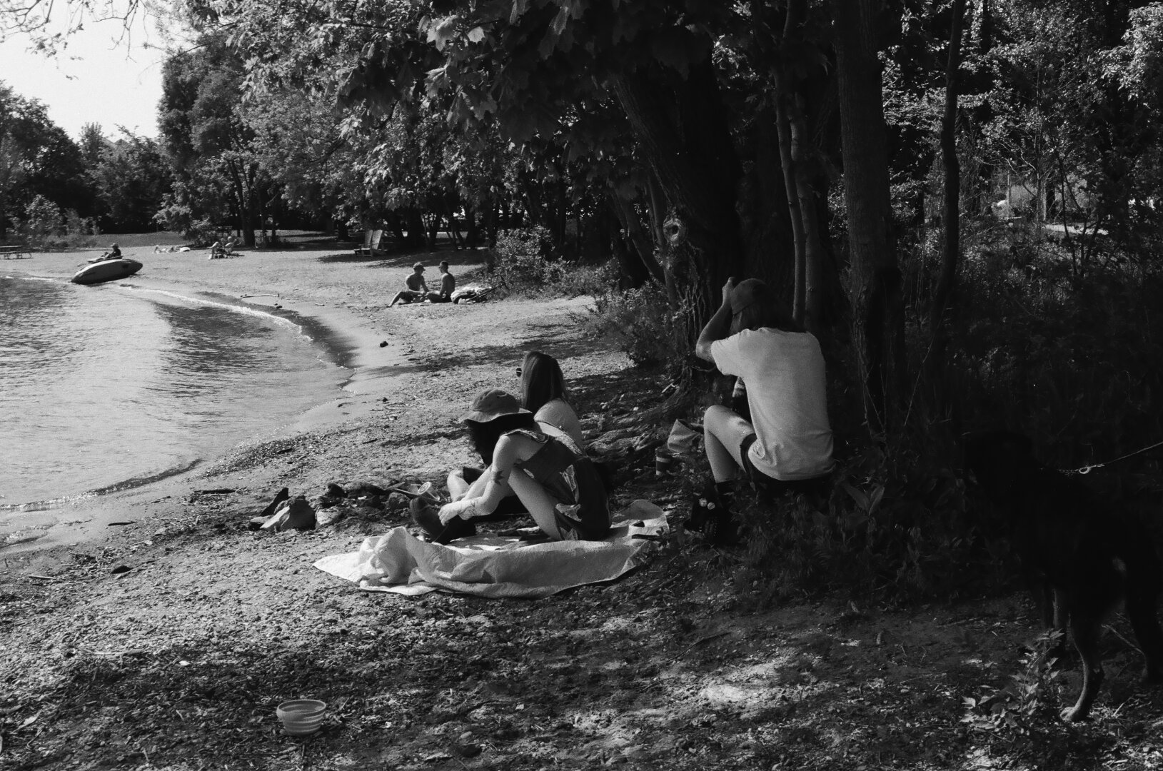 friends getting ready to leave shitty beach. canon av-1 kentmere 400