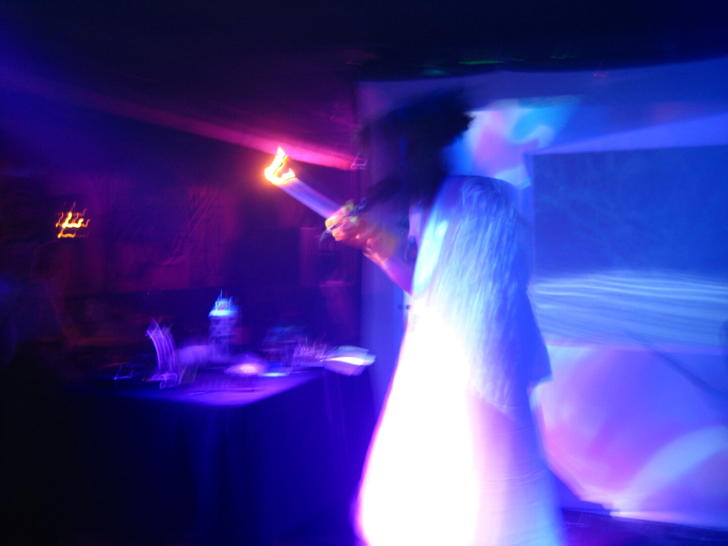 girls rituals performing at handlebar