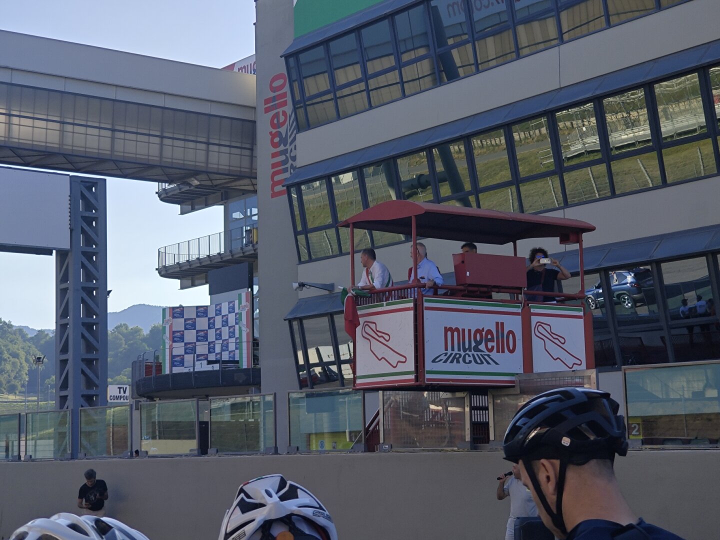 Start stand ready for the gran fondo at the mugello circuit