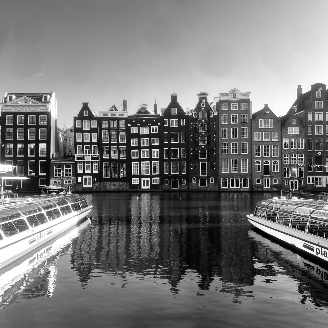 Damrak, Amsterdam.