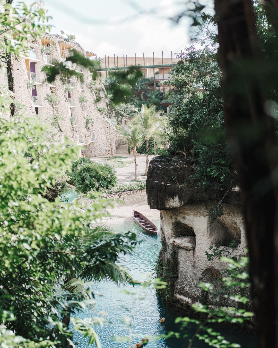 A scenic view of a resort showcasing it's size and beauty.