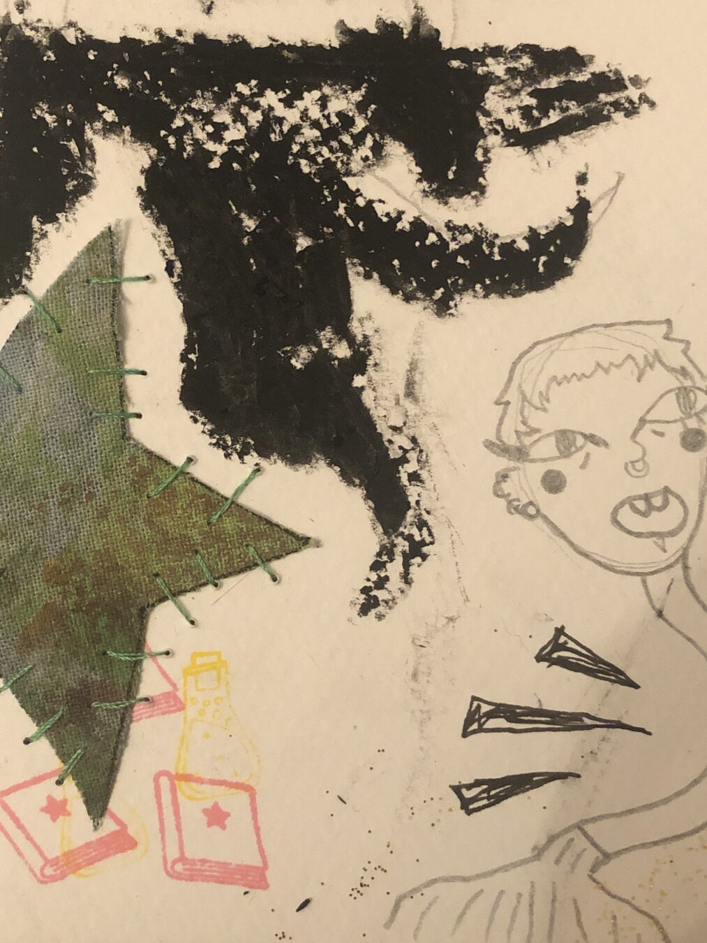 Eine Collage aus verschiedenen Elementen mit einer Bleistift-Illustration, das die Künstlerin darstellen soll.