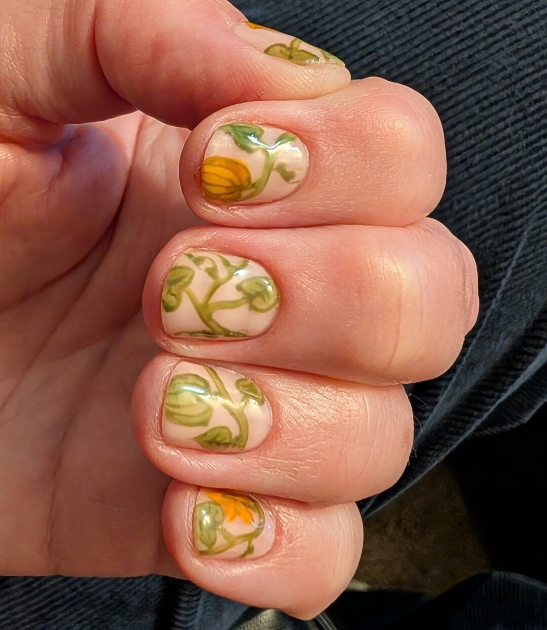 A different view of my pumpkin vine nails.