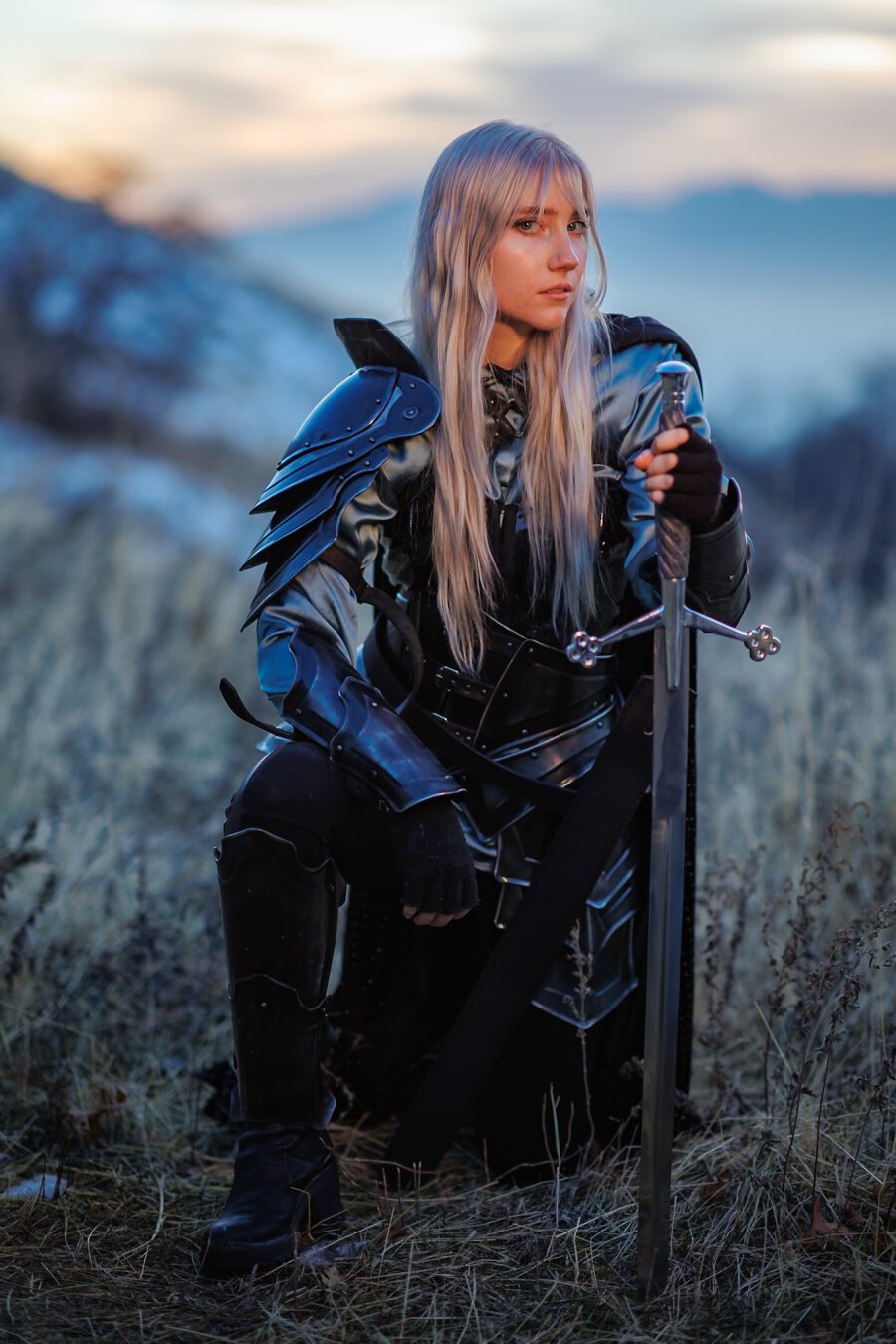 #cosplay #armor #cosplaygirl #lotr #knight