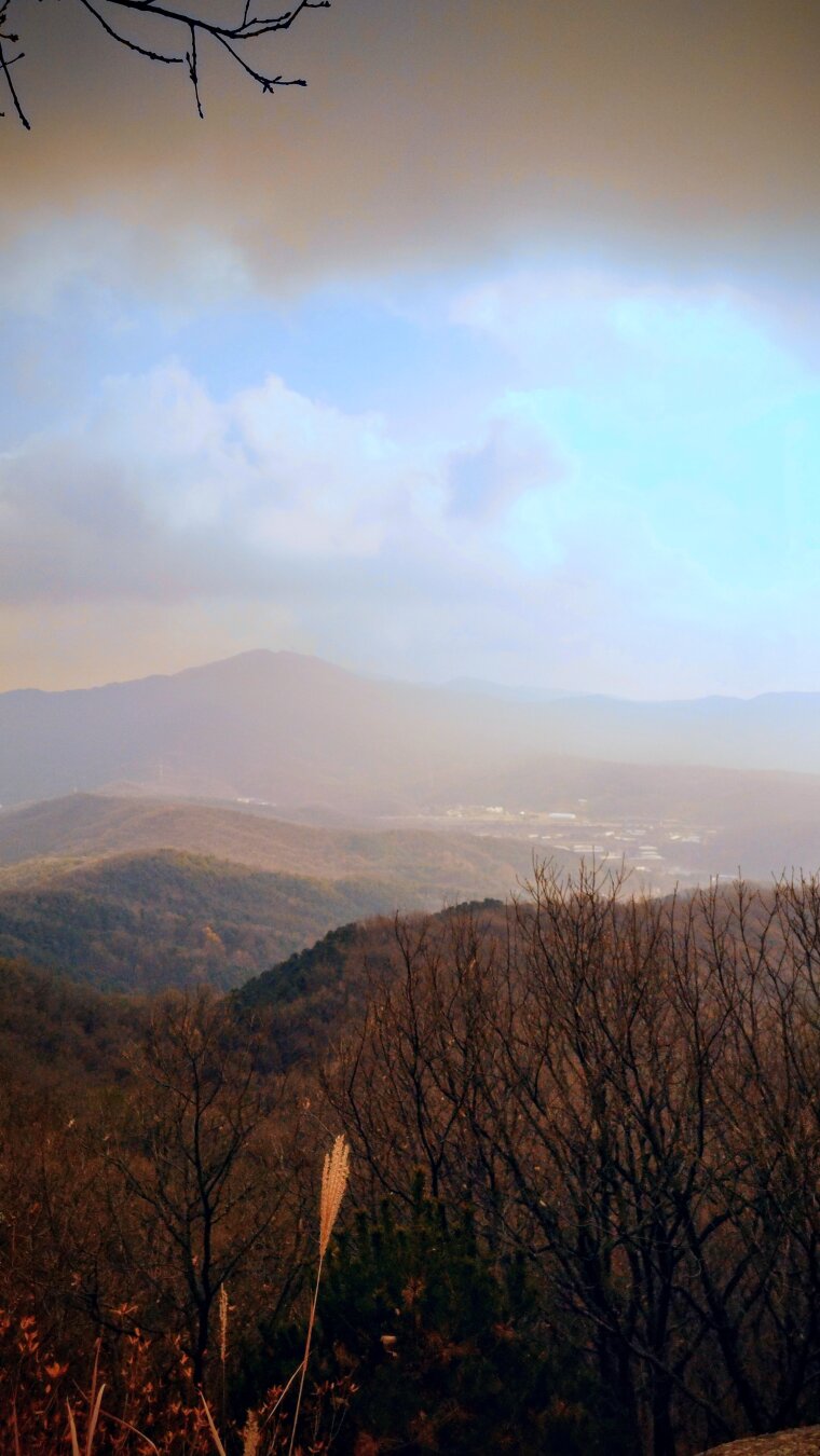Hiking. Anyang. South Korea. November 30th, 25.
