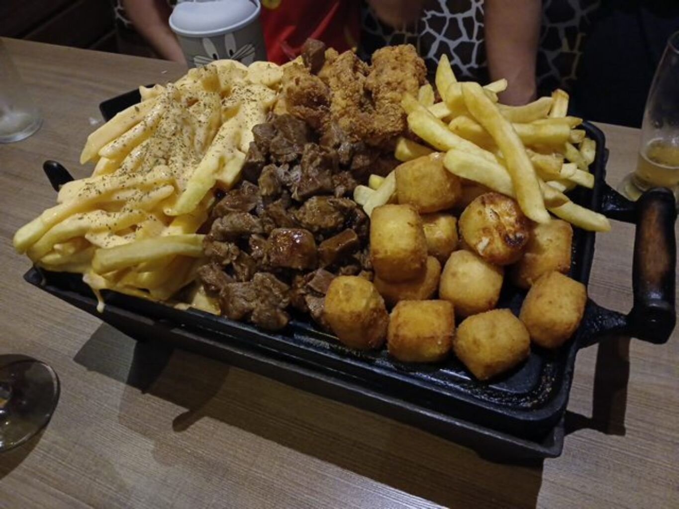 gostei do queijo enpanado acabei vomitado pq bebi suco rapido de mais