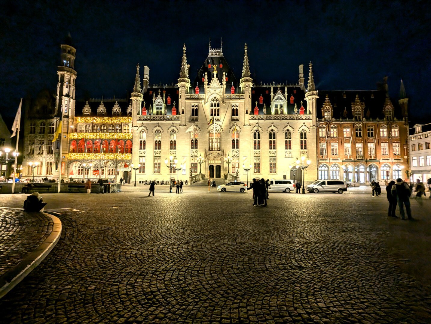 Provinciaal Hof, a neo-gothic palace, illuminated at night