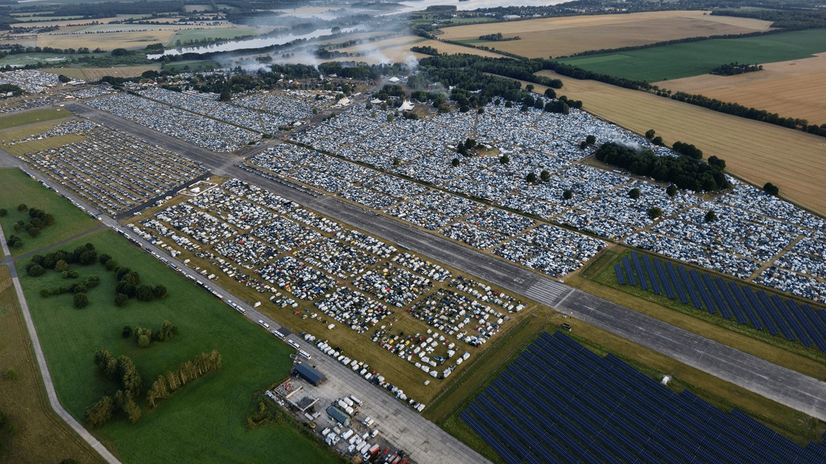 Das Festivalgelände der Fusion von oben. Das Bild ist nicht von mir.