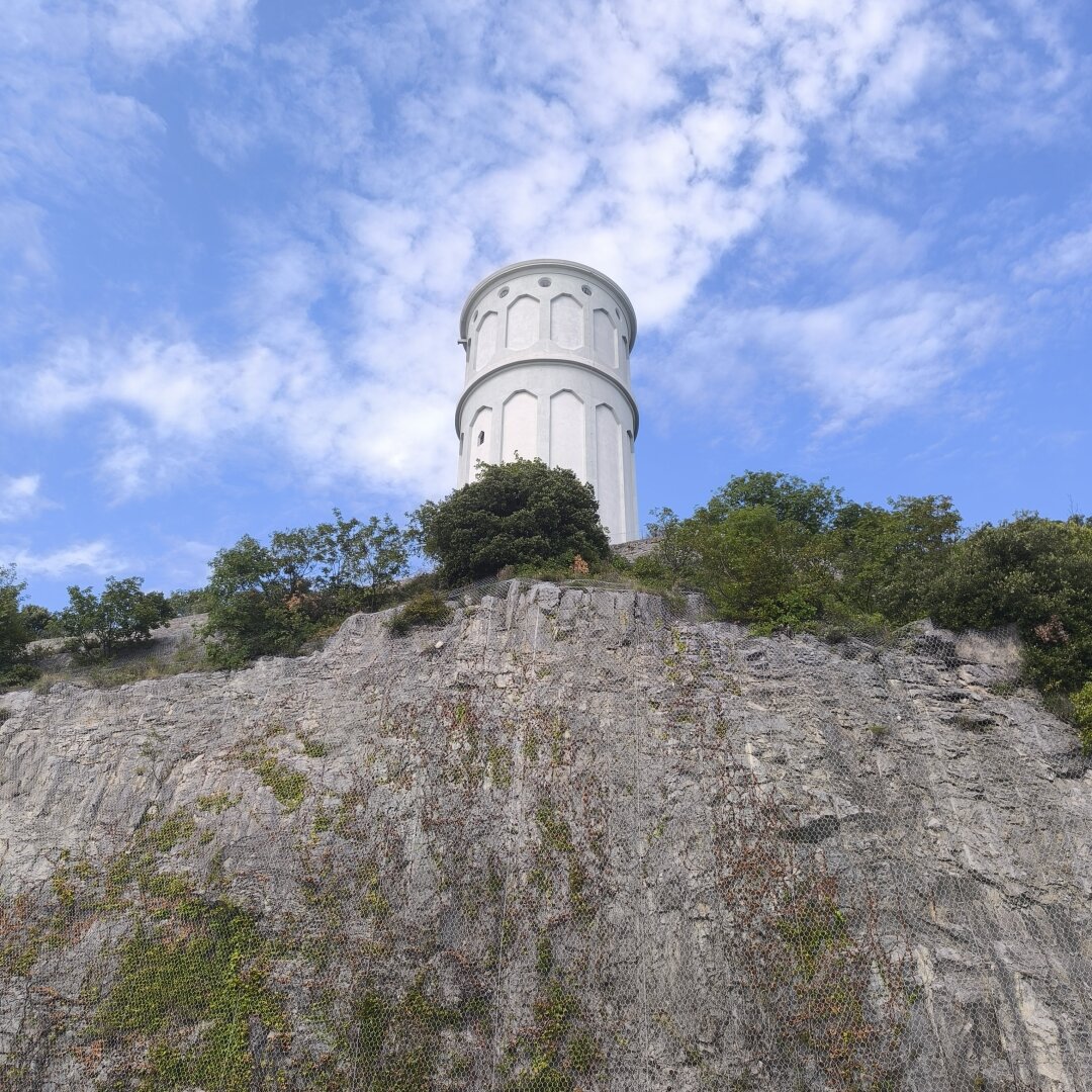 Torre Piezometrica dell'Acquedotto, Sistiana, Trieste