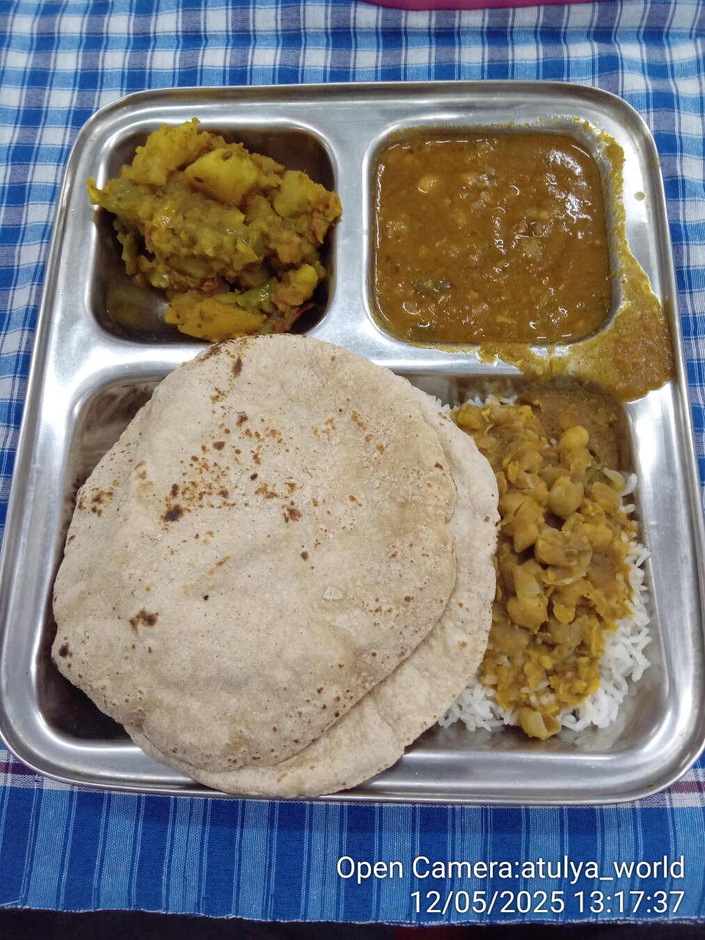 Indian thaali