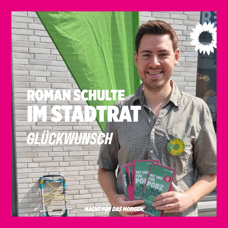 Roman Schulte vor grüner Fahne