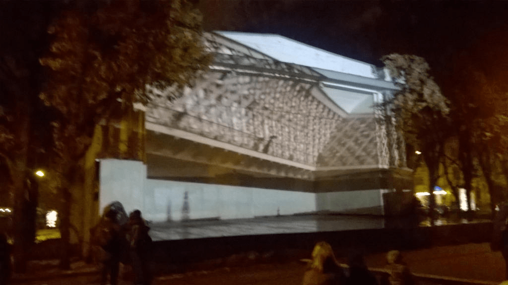 Clip of a video, showing the old train bridge over the Daugava