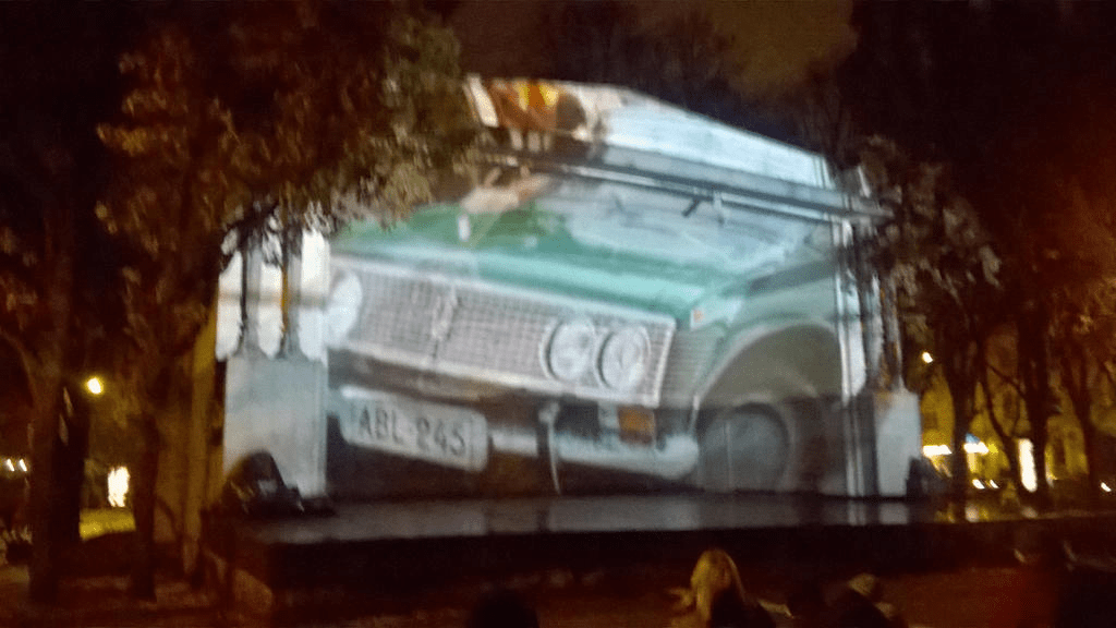 Front portion of an old school green car