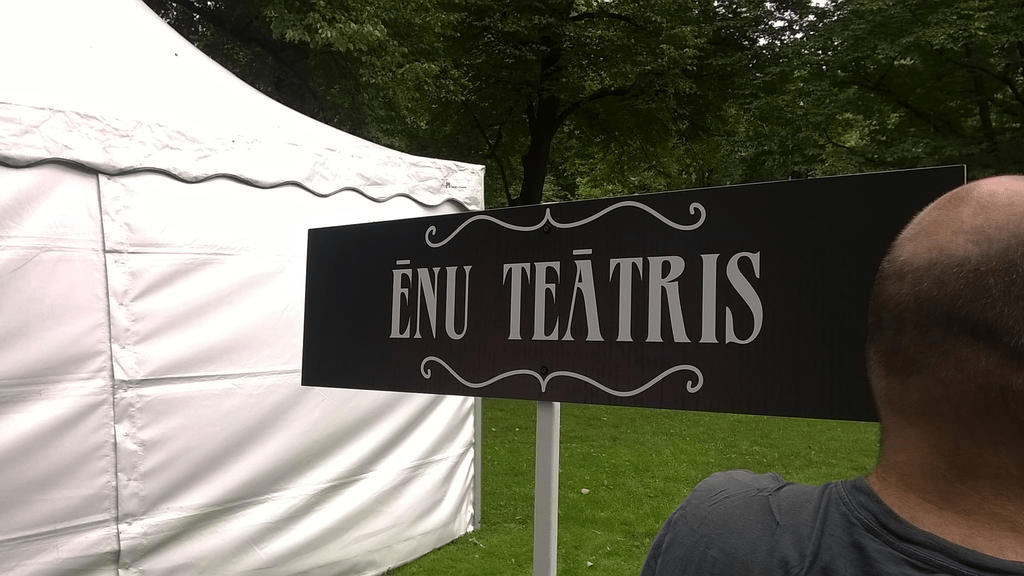 Sign with writing in Latvian, that translates to Shadow Theater