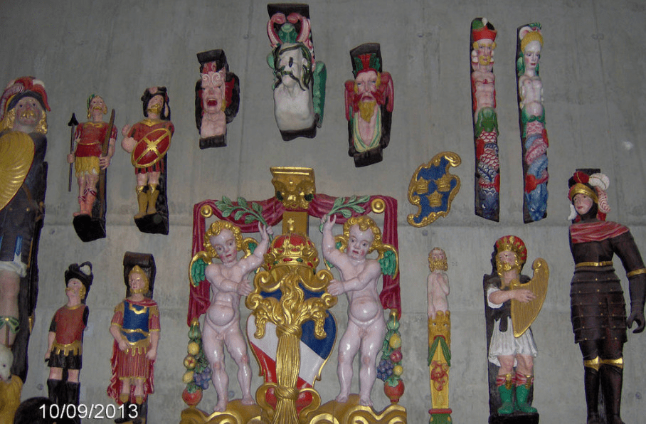 Replicas of wooden decorations from the back of the Vasa, painted in their original colours