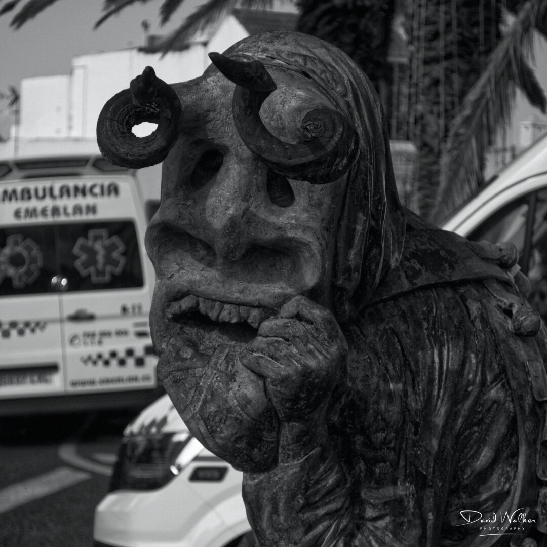 "¡Eleguá!" - Los Diabletes carnival mask in Teguise, Lanzarote
