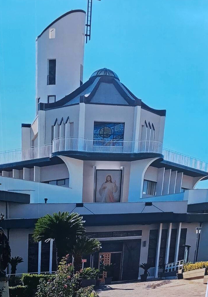 Tempio di San Luca Evangelista. Chiesa in stile moderno.