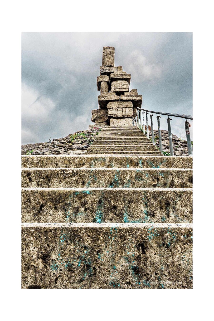 Rheinelbe Slag Heap with the "Himmelstreppe" (Stairway to Heaven). A landmark. View from below, along the the stairway to the monument.